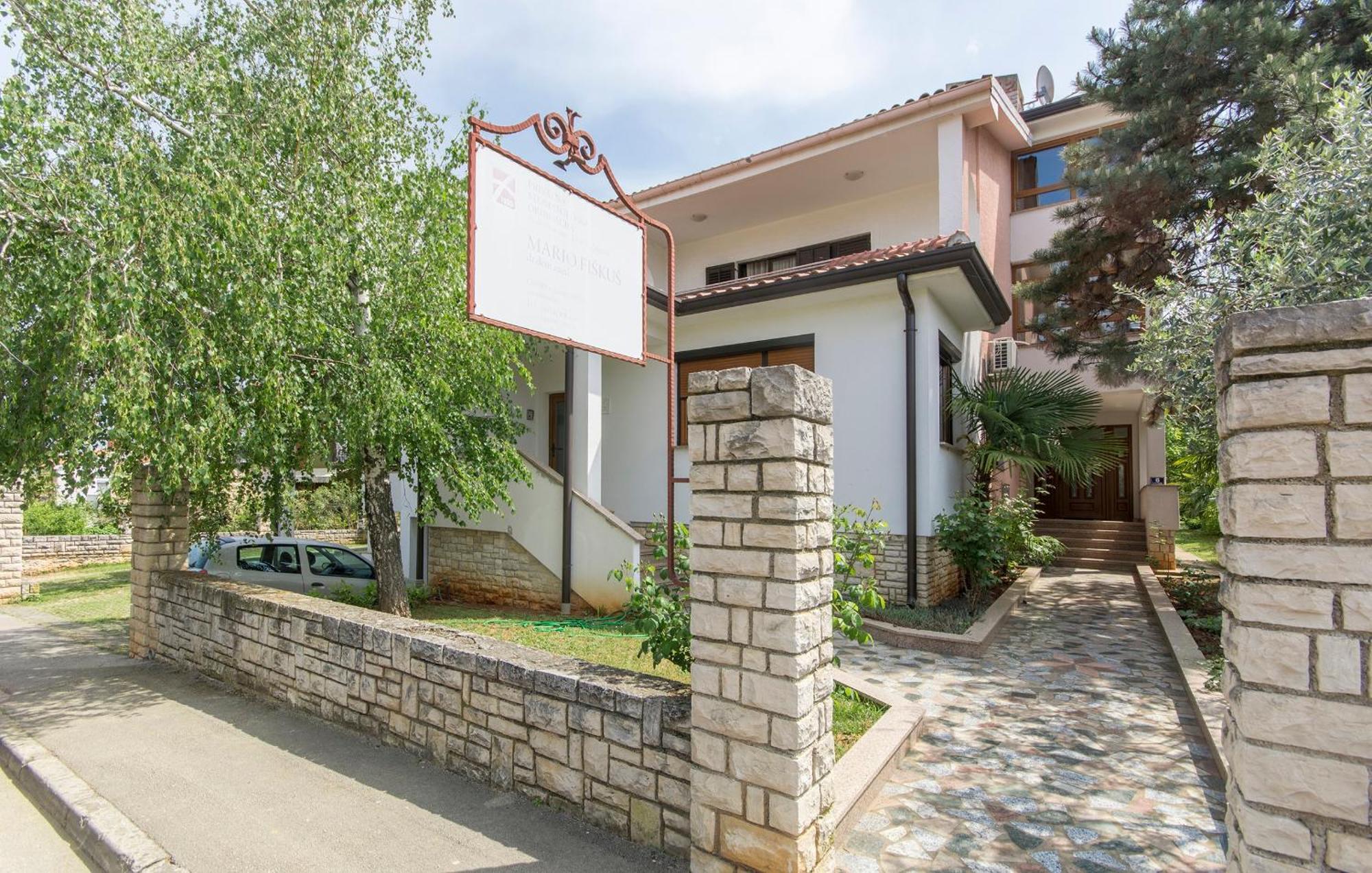 Navetta Apartment Porec Exterior photo