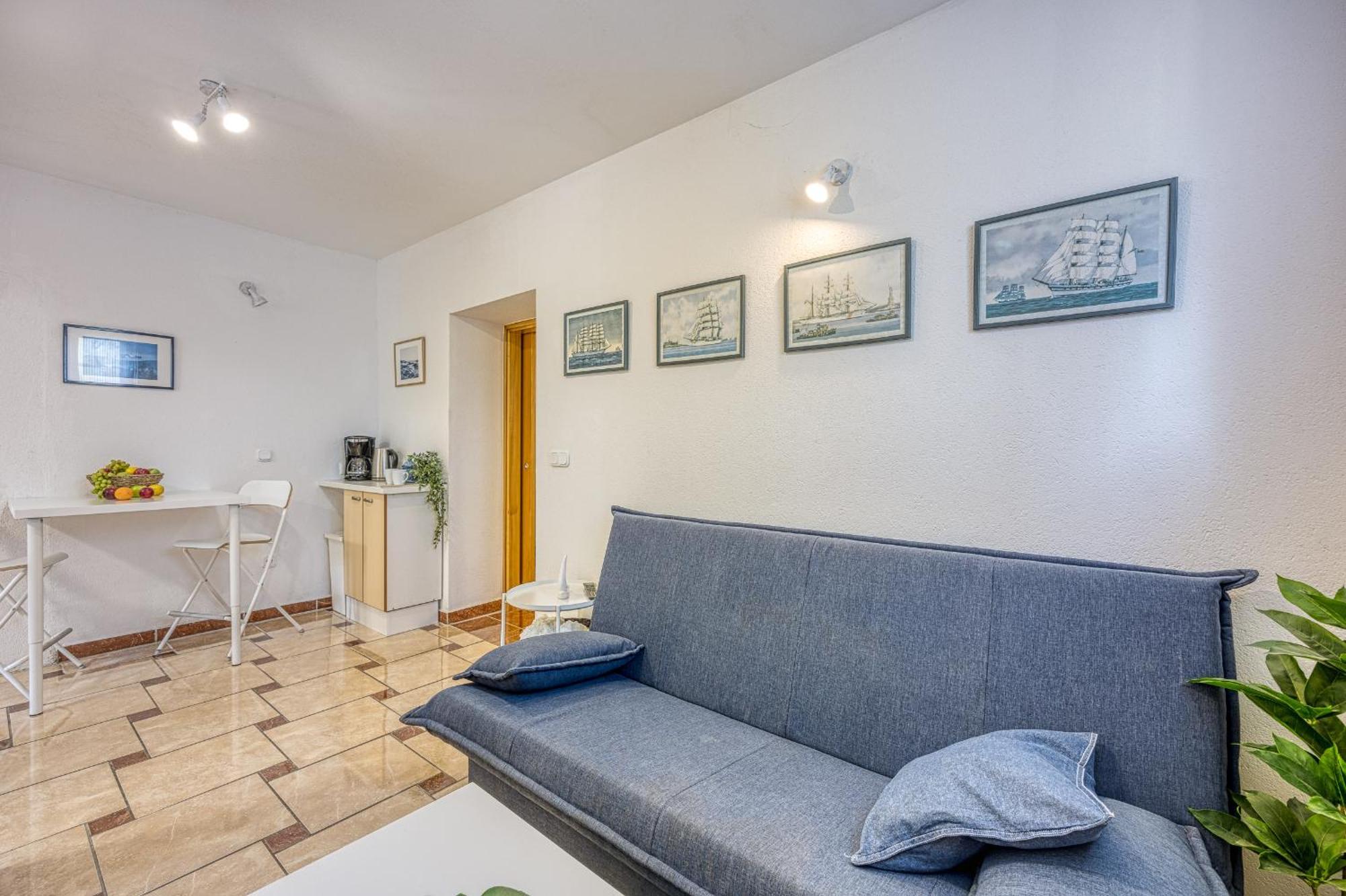 Navetta Apartment Porec Exterior photo